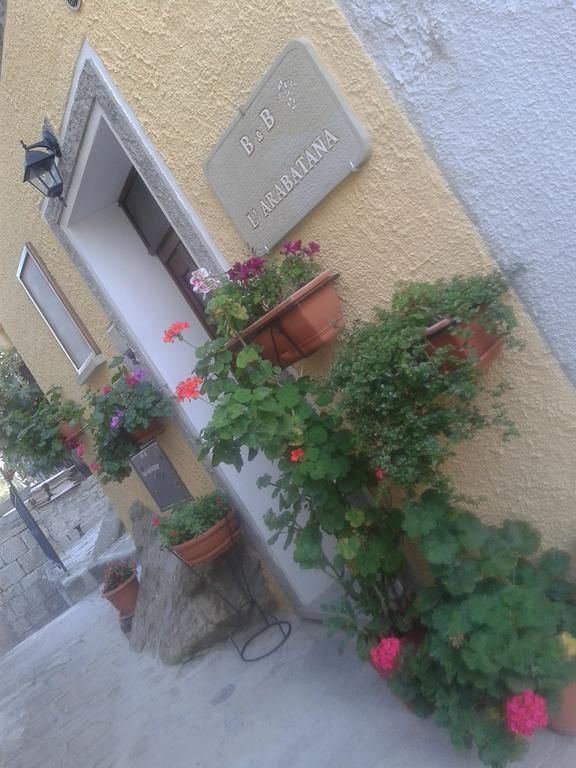 B&B L'Arabatana Пиетрапертоза Екстериор снимка