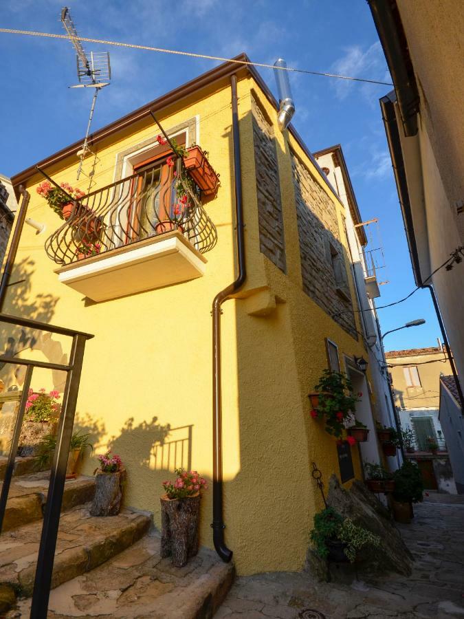 B&B L'Arabatana Пиетрапертоза Екстериор снимка